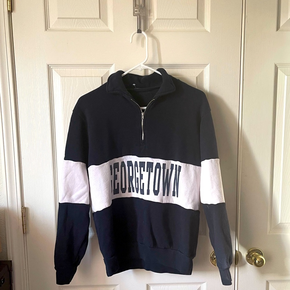 Brandy Melville Georgetown Sweatshirt